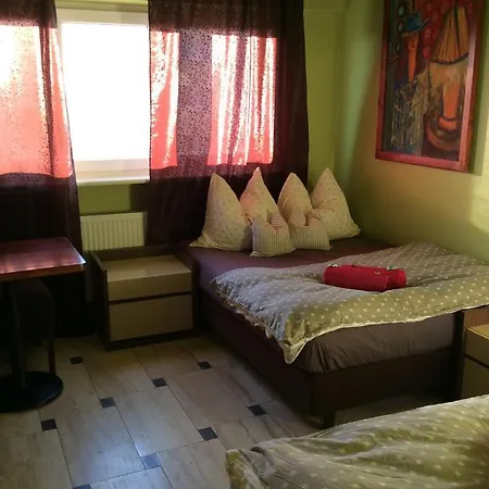 Mika Raclawicka 144 & Wislicka 3 - Adults Only 公寓